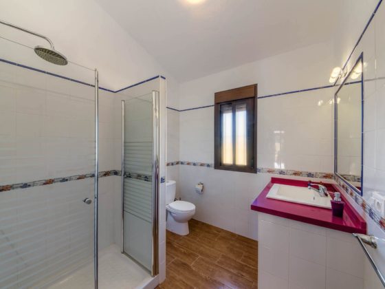 Cortijo Río Salado - Aseo y Baño - Apartamentos Patio Andaluz - Playa de La Fontanilla (Conil)