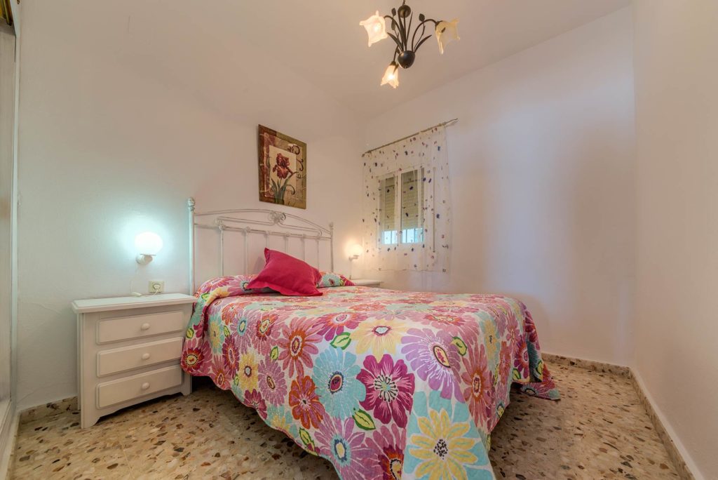 Apartamento 3 - Dormitorio Principal - Apartamentos Patio Andaluz - Playa de La Fontanilla (Conil)