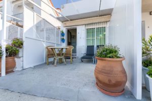 Apartamento 2 - Terraza - Apartamentos Patio Andaluz - Playa de La Fontanilla (Conil)
