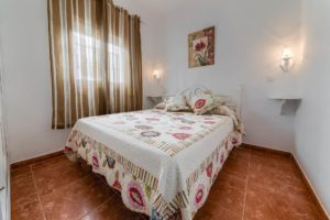 Apartamento 2 - Dormitorio Principal - Apartamentos Patio Andaluz - Playa de La Fontanilla (Conil)