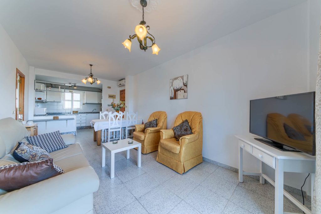 Apartamento Atalaya - Salón - Apartamentos Patio Andaluz - Playa de La Fontanilla (Conil)