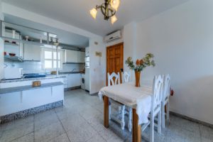 Apartamento Atalaya - Office y Cocina - Apartamentos Patio Andaluz - Playa de La Fontanilla (Conil)