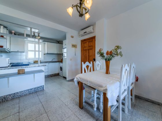 Apartamento Atalaya - Office y Cocina - Apartamentos Patio Andaluz - Playa de La Fontanilla (Conil)