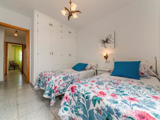 Apartamento Atalaya - Dormitorio 2 Camas - Apartamentos Patio Andaluz - Playa de La Fontanilla (Conil)