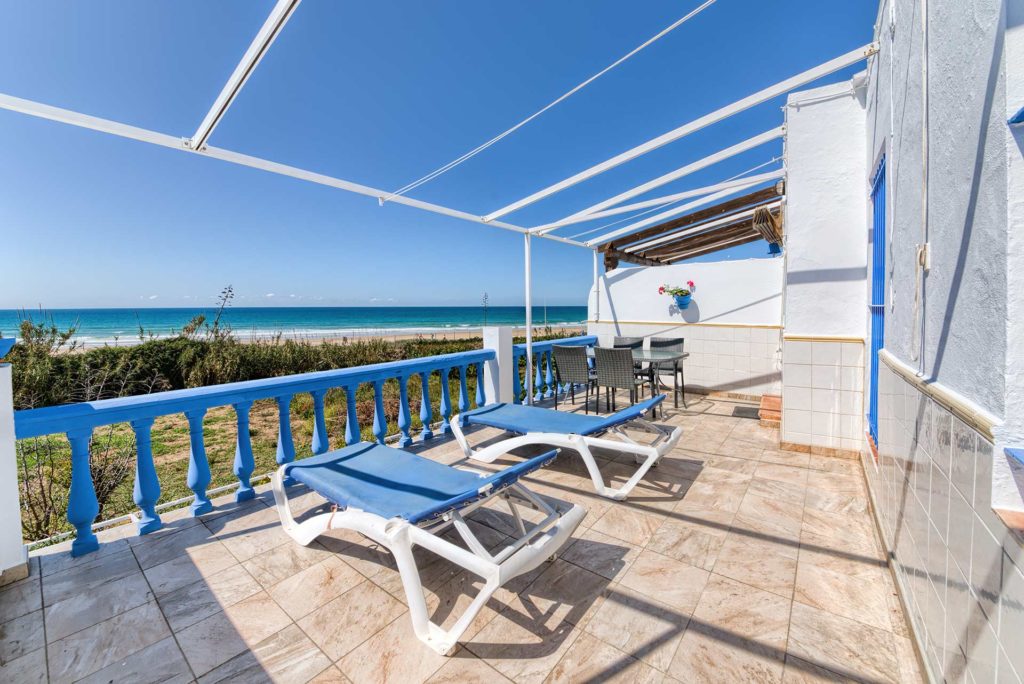 Apartamento Huerto - Hamacas en Terraza - Apartamentos Patio Andaluz - Playa de La Fontanilla (Conil)