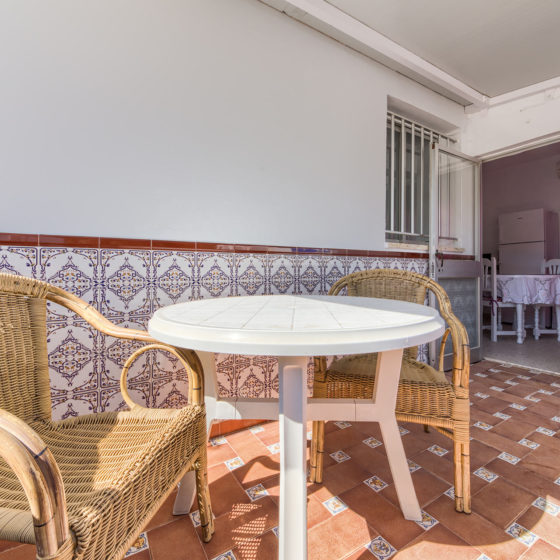 Apartamento 1 - Terraza - Apartamentos Patio Andaluz - Playa de La Fontanilla (Conil)