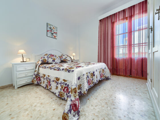 Apartamento Baluarte - Dormitorio Principal - Apartamentos Patio Andaluz - Playa de La Fontanilla (Conil)
